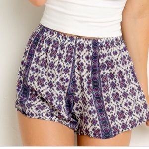 Brandy Melville flowy shorts